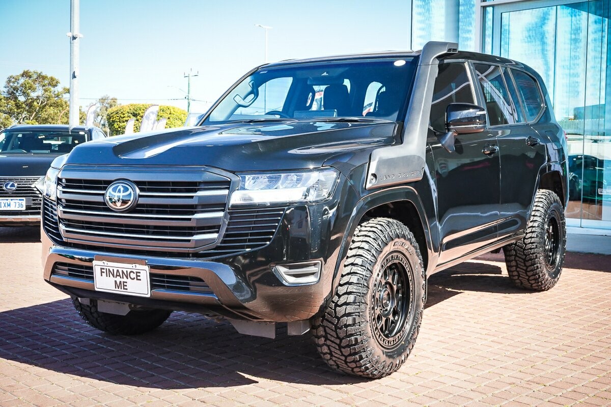 Toyota Landcruiser image 4