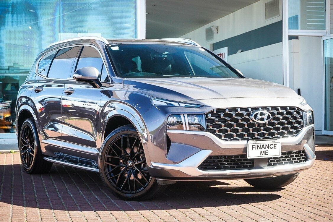 Hyundai Santa Fe image 1