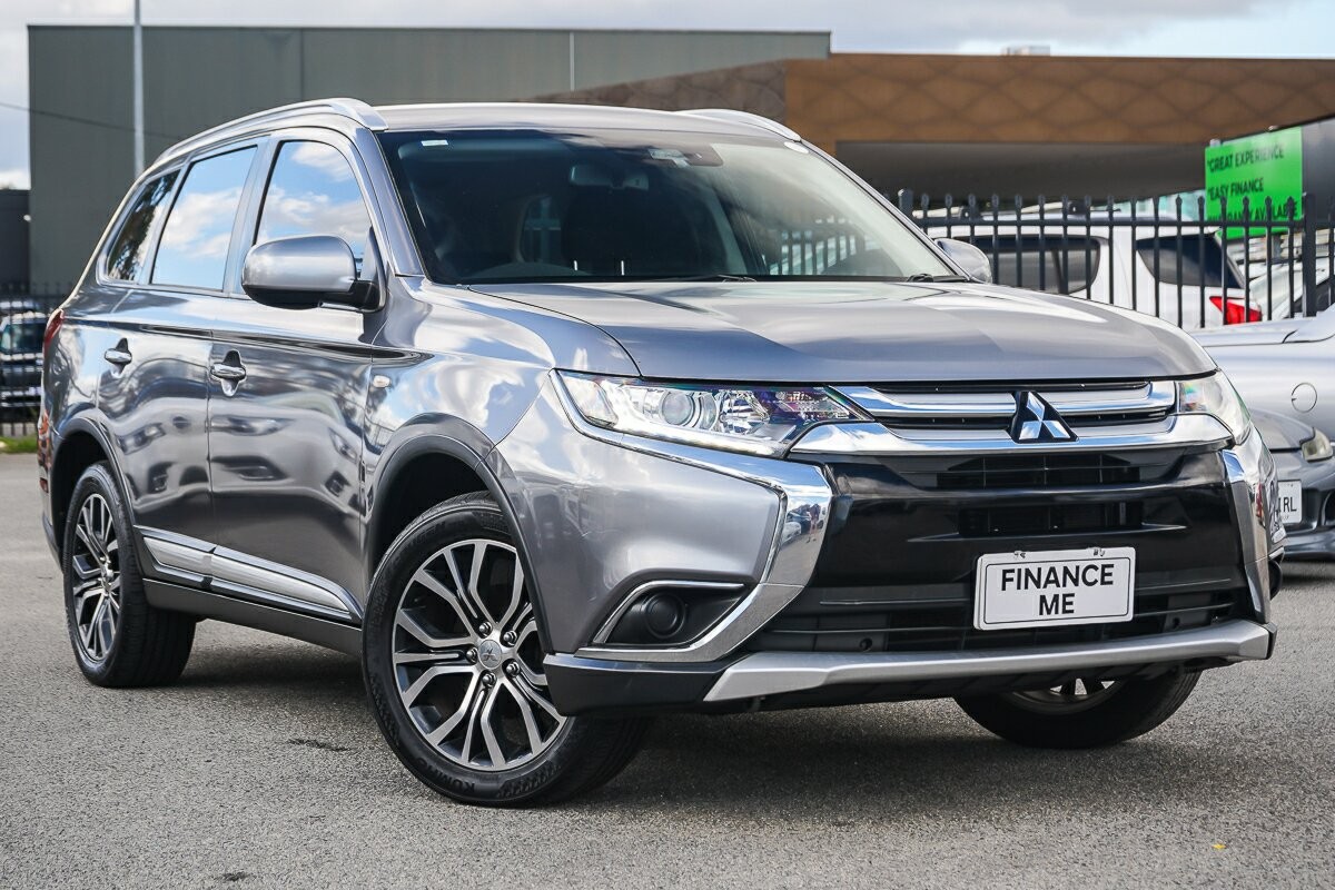 Mitsubishi Outlander image 1