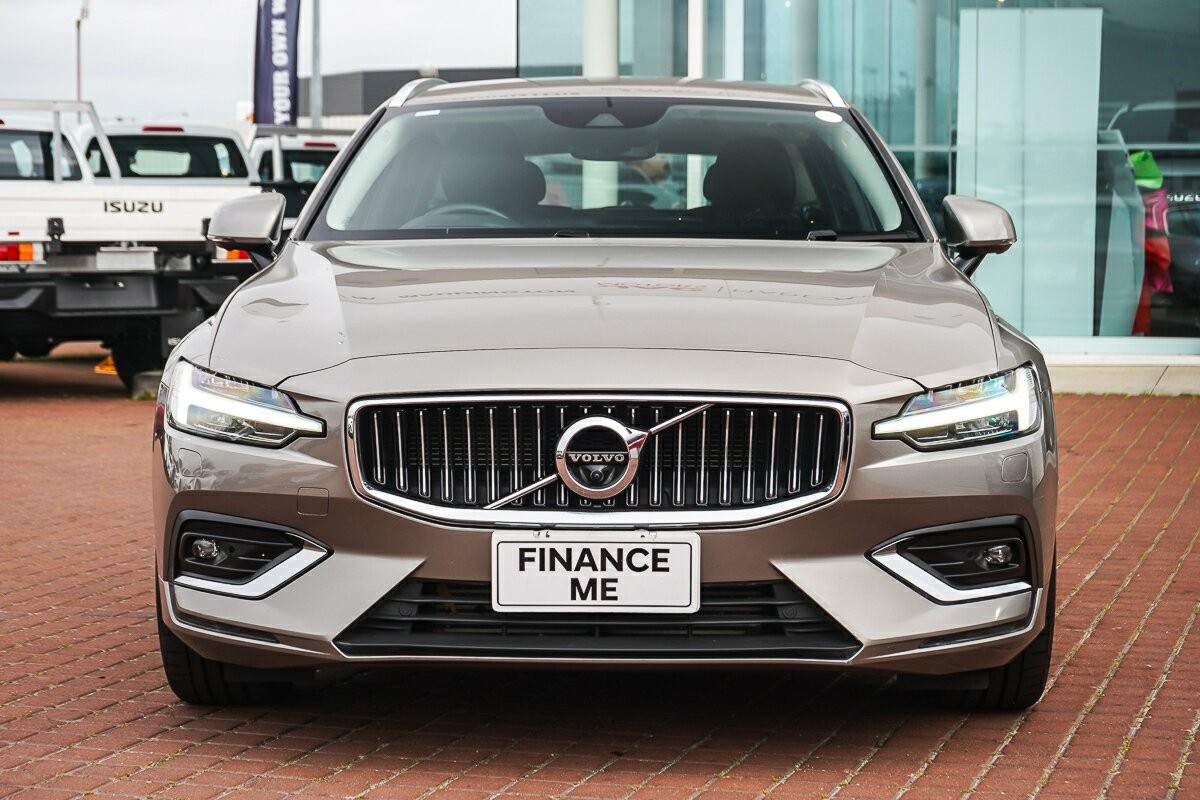 Volvo V60 image 3