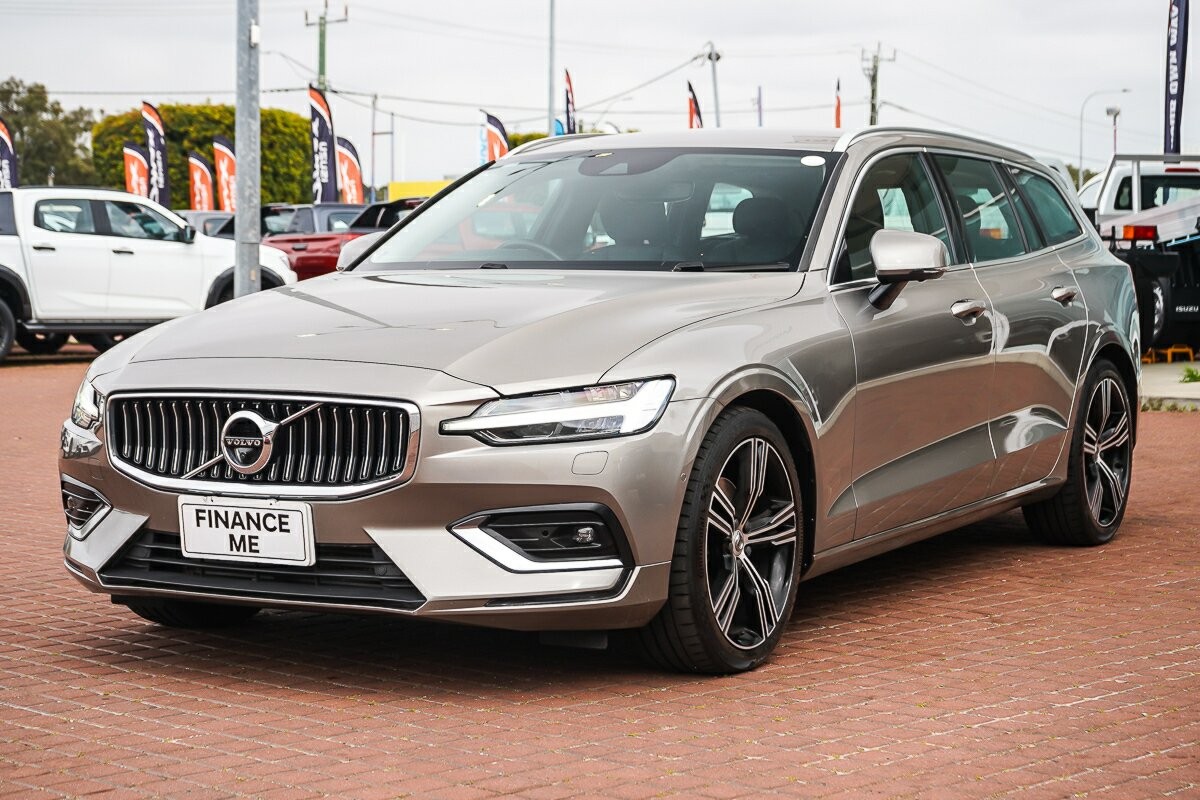 Volvo V60 image 4
