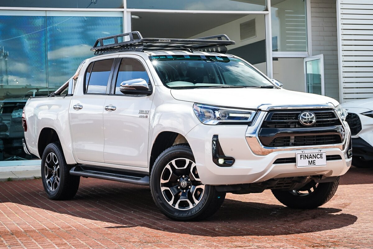 Toyota Hilux image 1