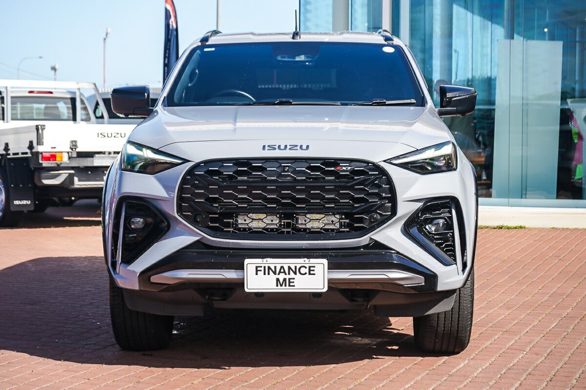 Isuzu Mu-x image 3