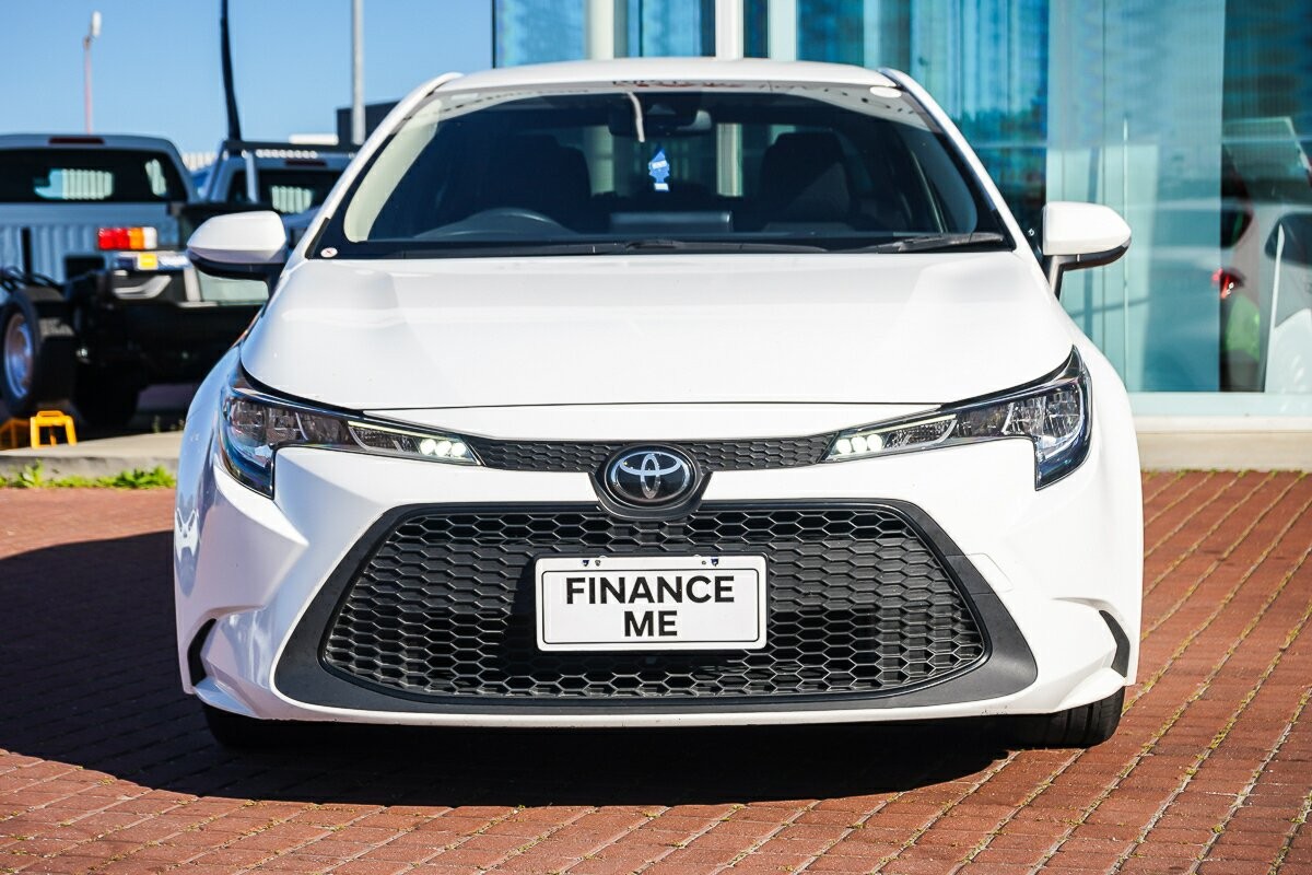 Toyota Corolla image 3