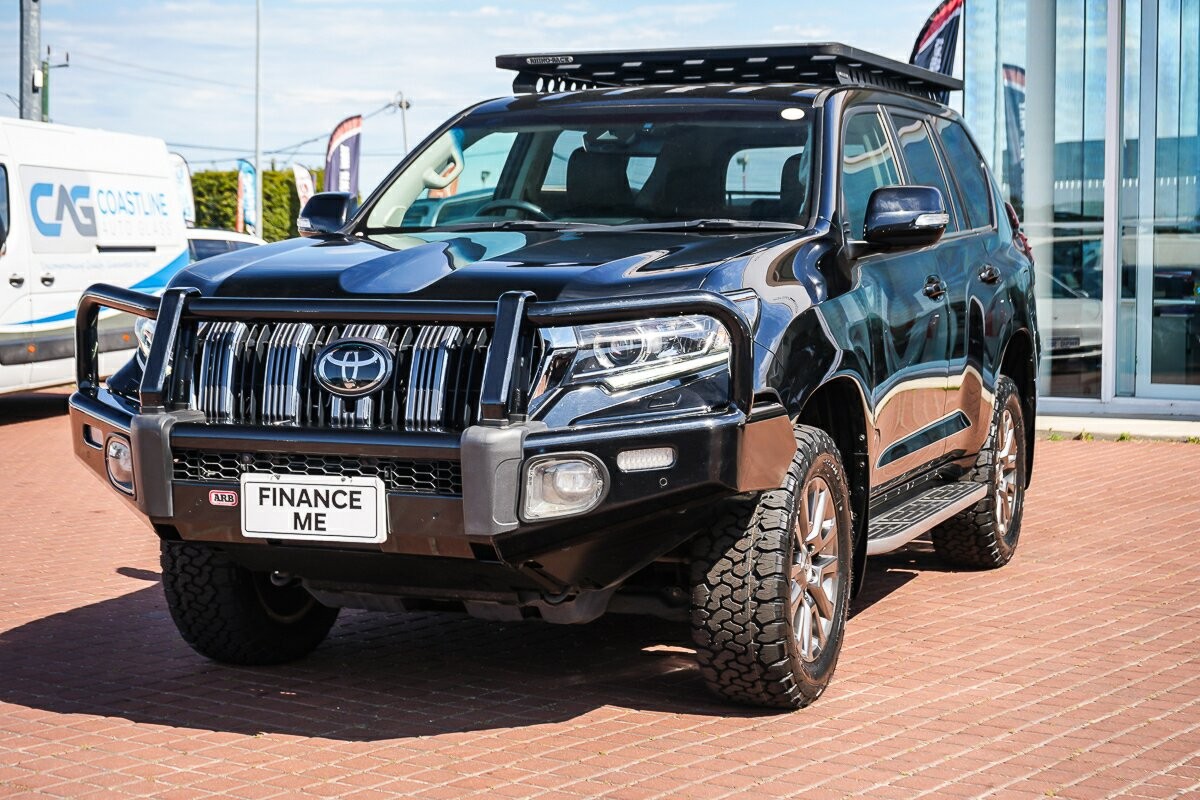 Toyota Landcruiser Prado image 4