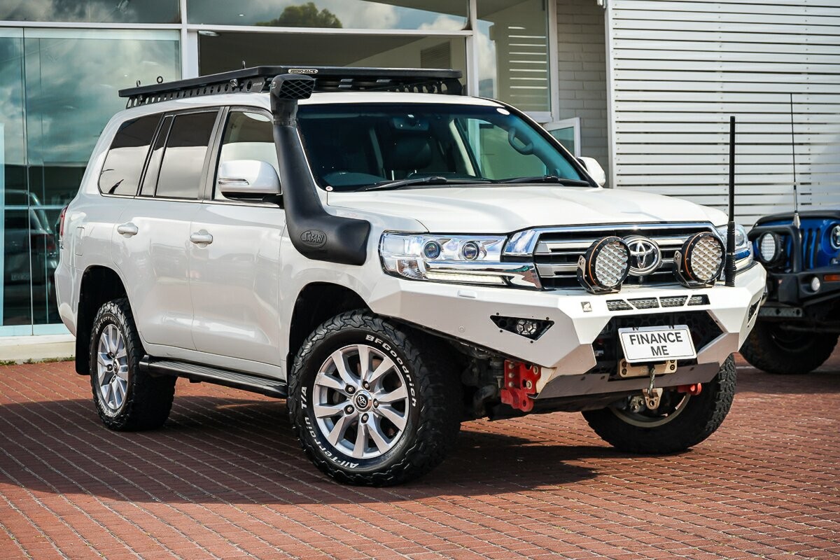 Toyota Landcruiser image 1