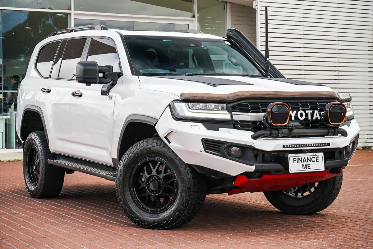 Toyota Landcruiser image 1