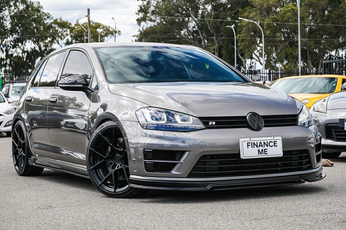 Volkswagen Golf image 1