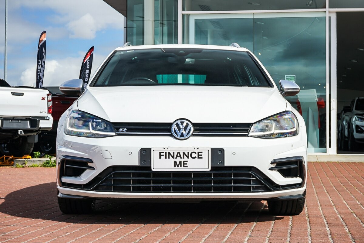 Volkswagen Golf image 3
