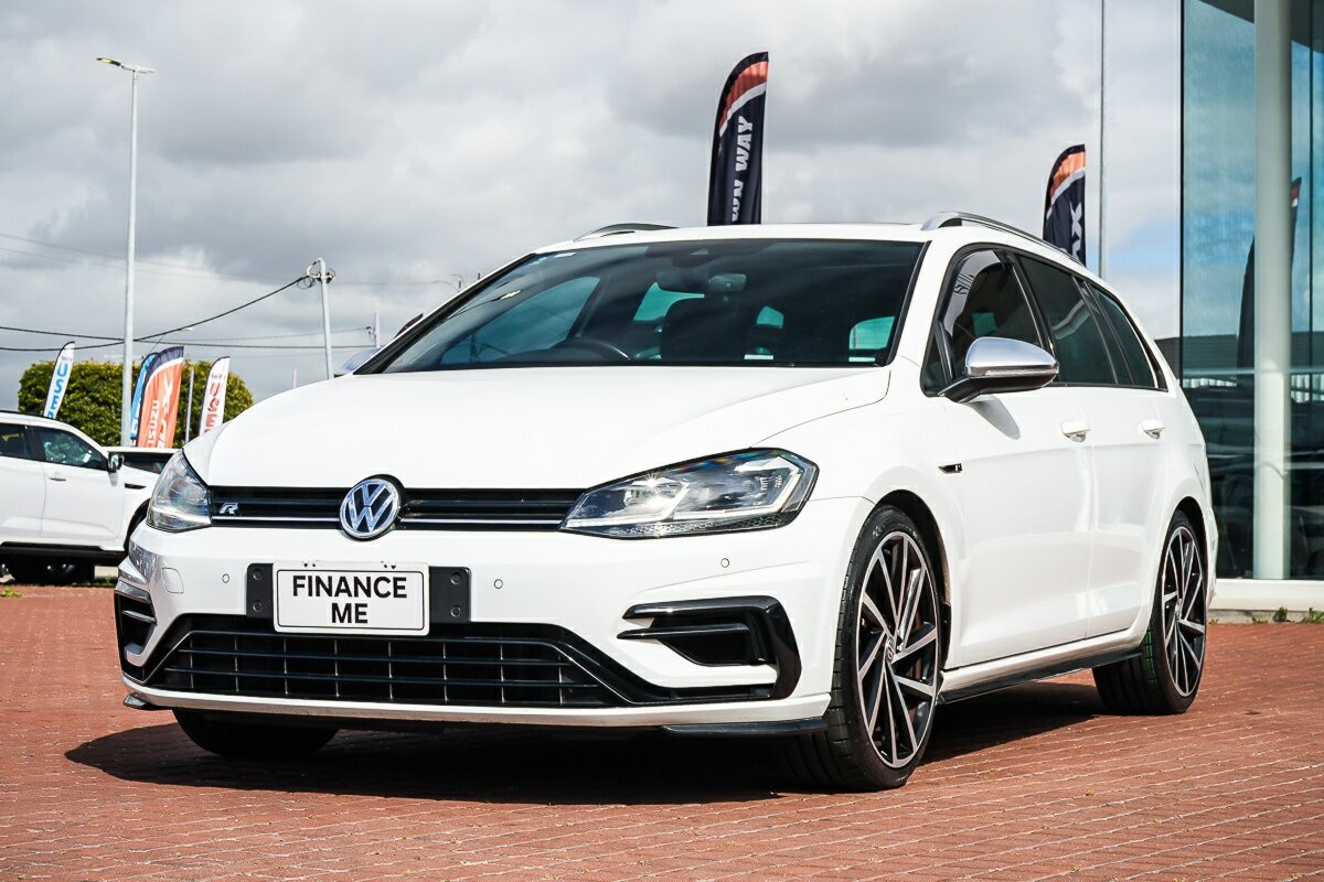 Volkswagen Golf image 4