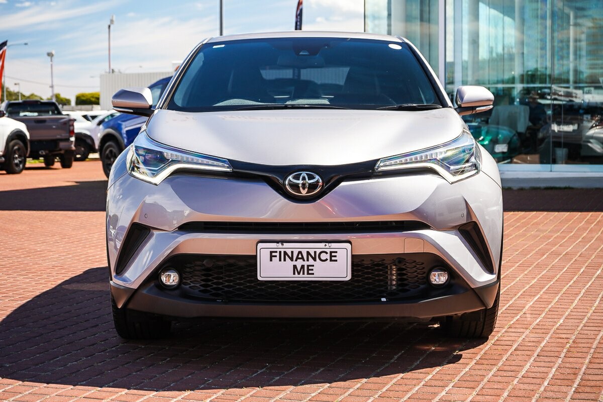 Toyota C-hr image 3
