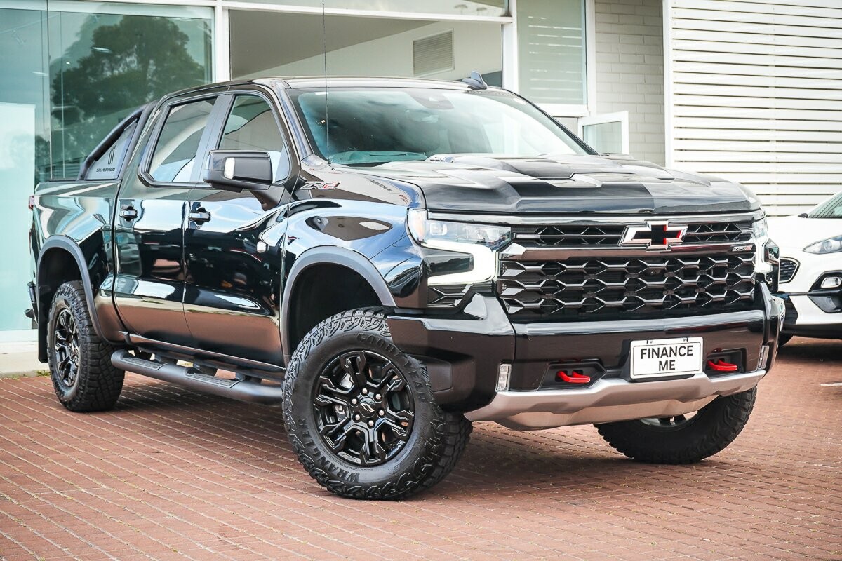 Chevrolet Silverado image 1