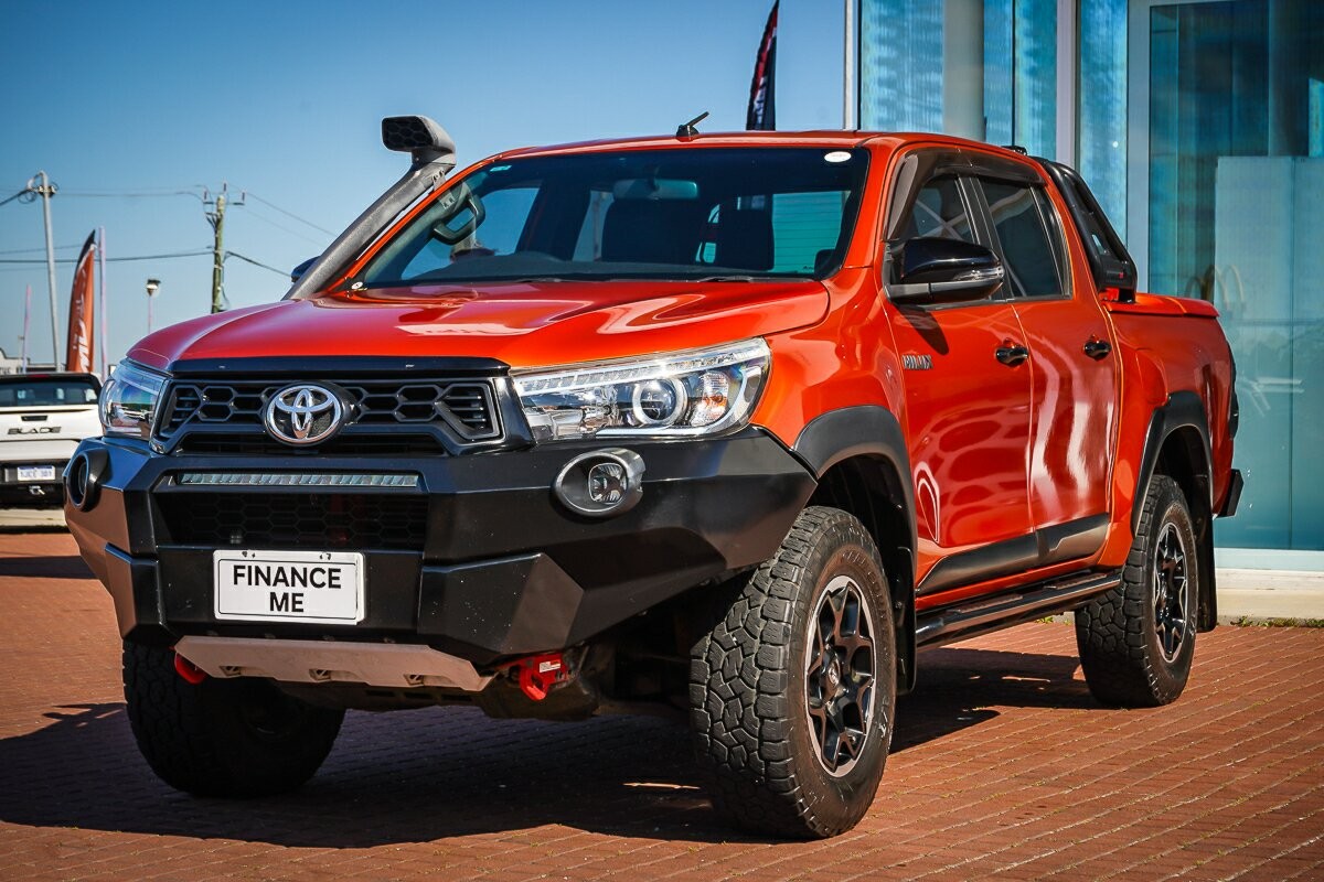 Toyota Hilux image 4