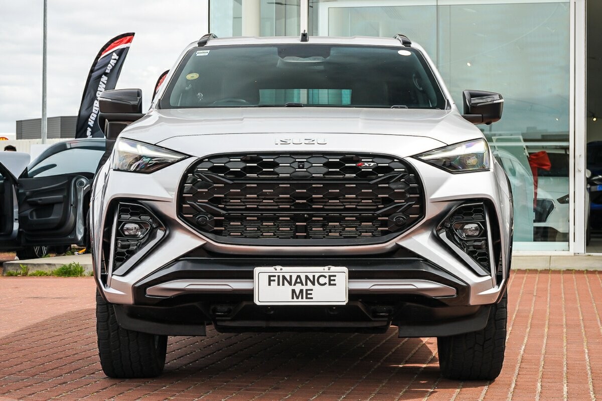 Isuzu Mu-x image 3