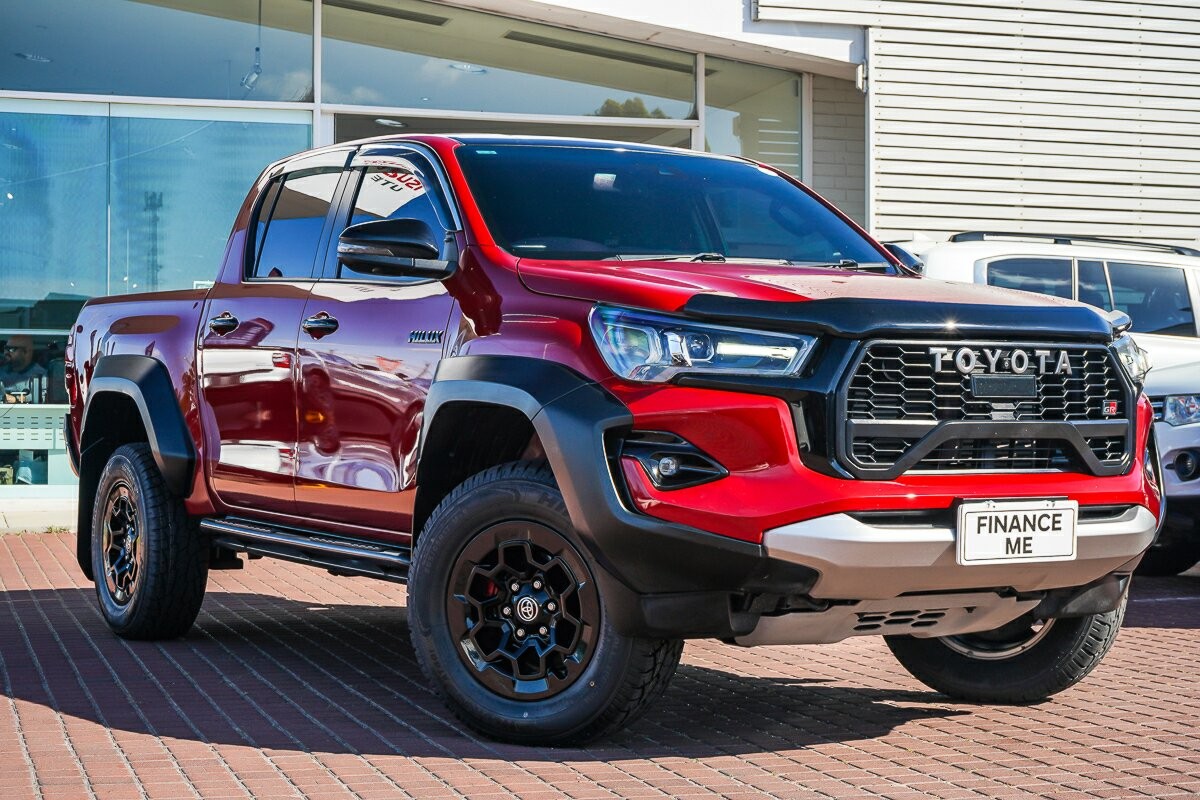 Toyota Hilux image 1