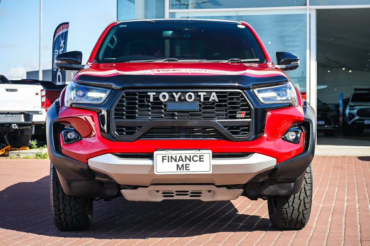 Toyota Hilux image 3
