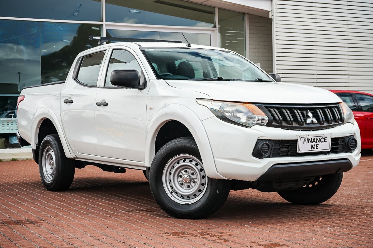 Mitsubishi Triton image 1