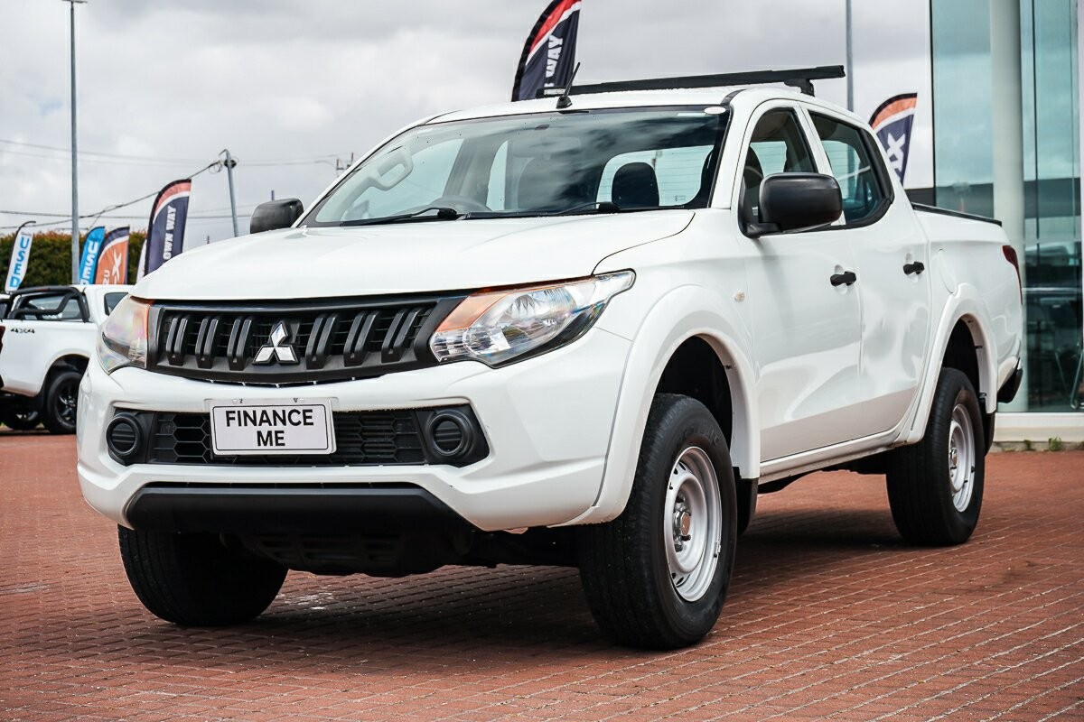 Mitsubishi Triton image 4