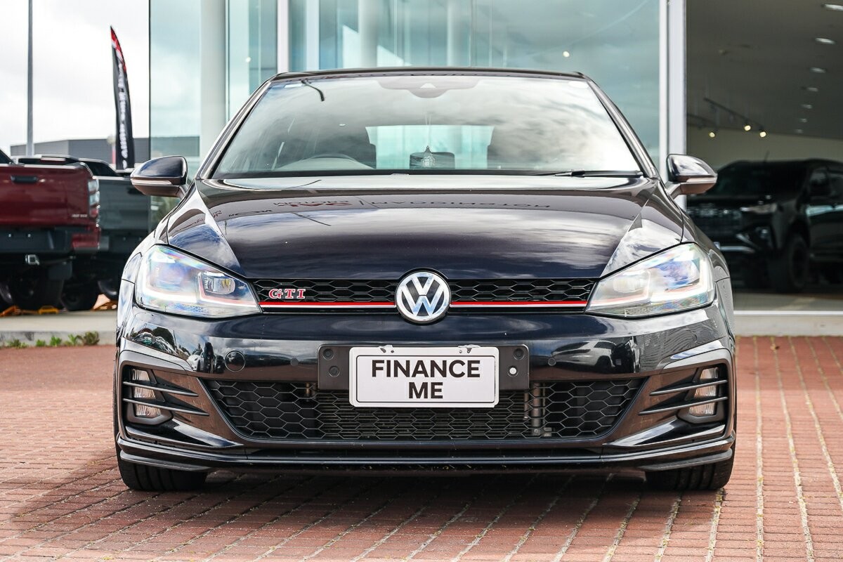 Volkswagen Golf image 3