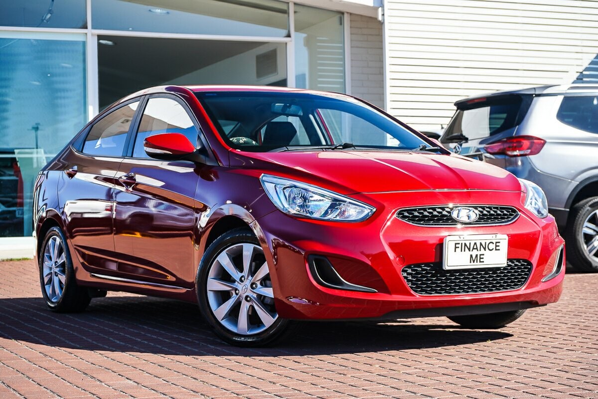 Hyundai Accent image 1