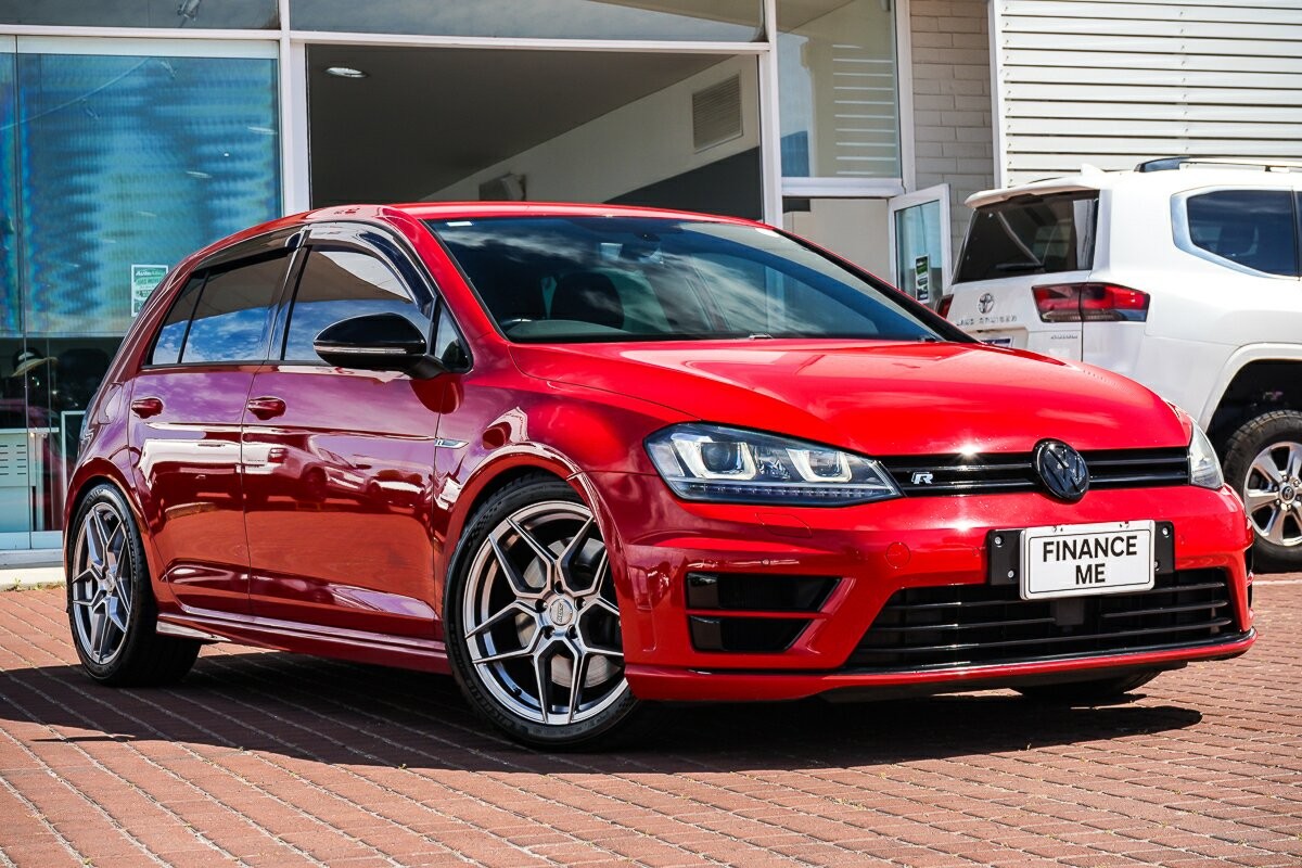Volkswagen Golf image 1