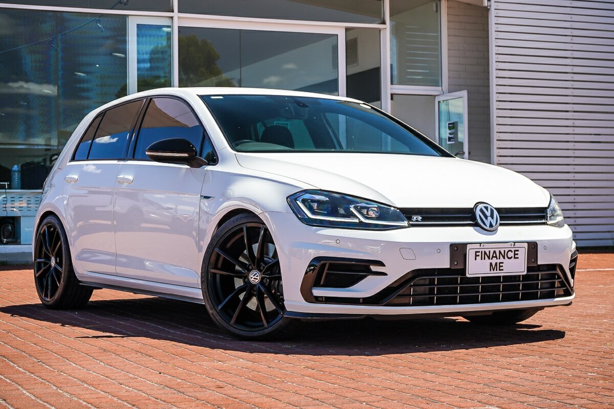 Volkswagen Golf image 1
