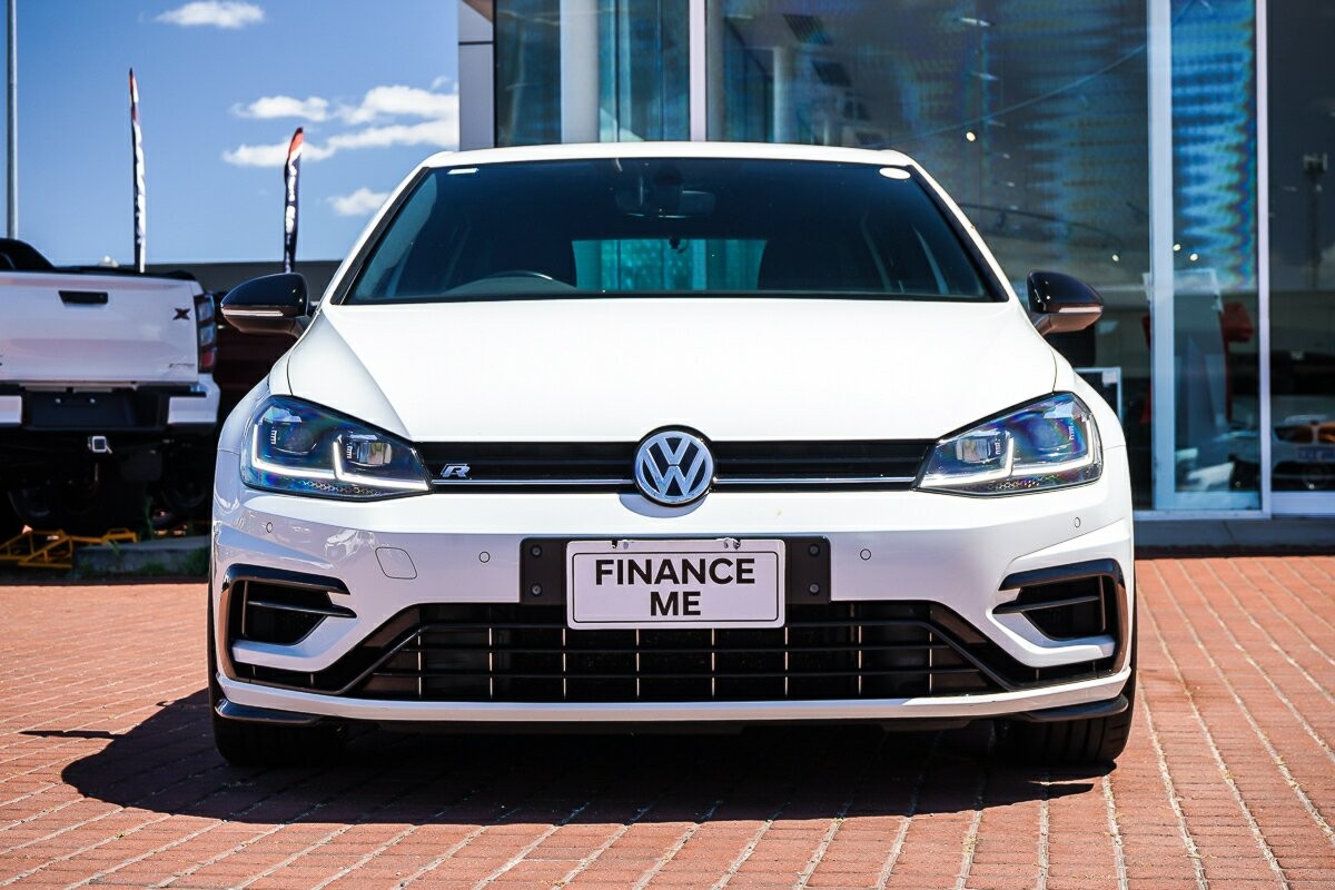 Volkswagen Golf image 3