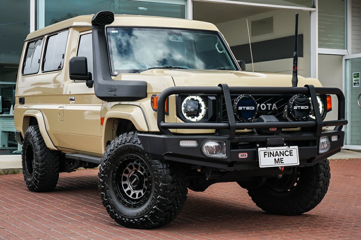 Toyota Landcruiser image 1