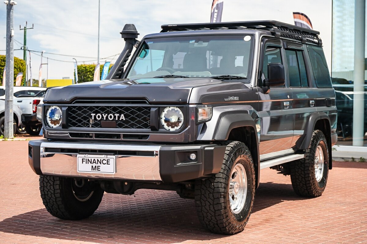 Toyota Landcruiser image 4
