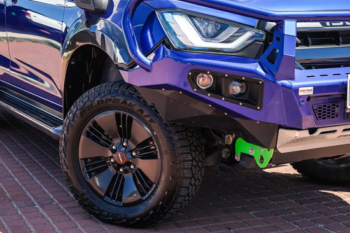 Isuzu D-max image 2