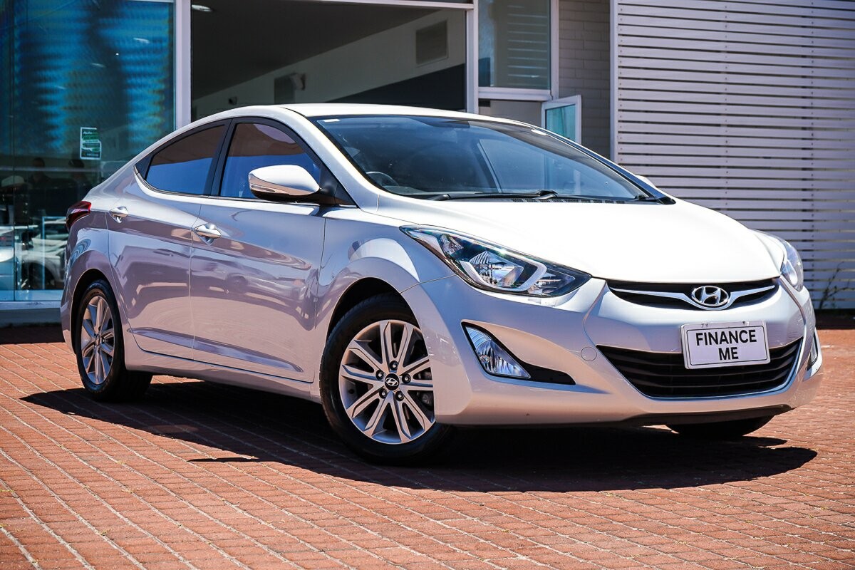 Hyundai Elantra image 1