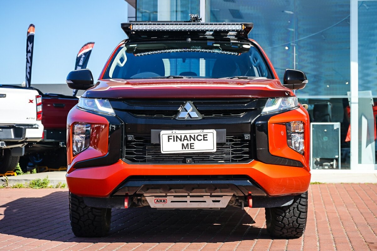 Mitsubishi Triton image 3