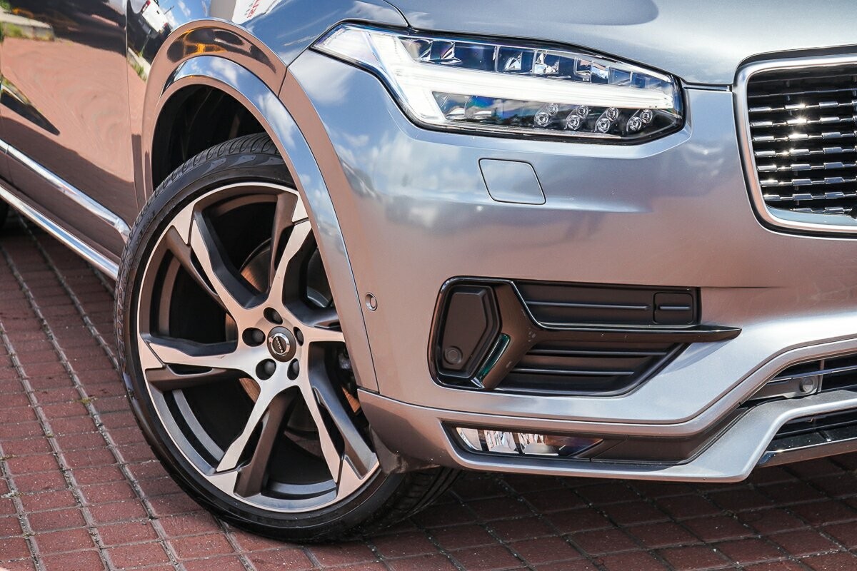 Volvo Xc90 image 2