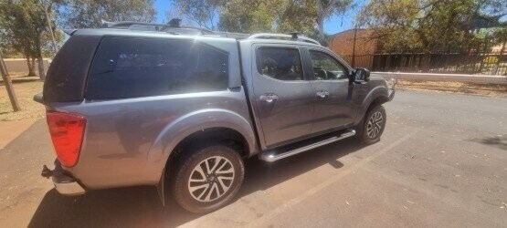 Nissan Navara image 1