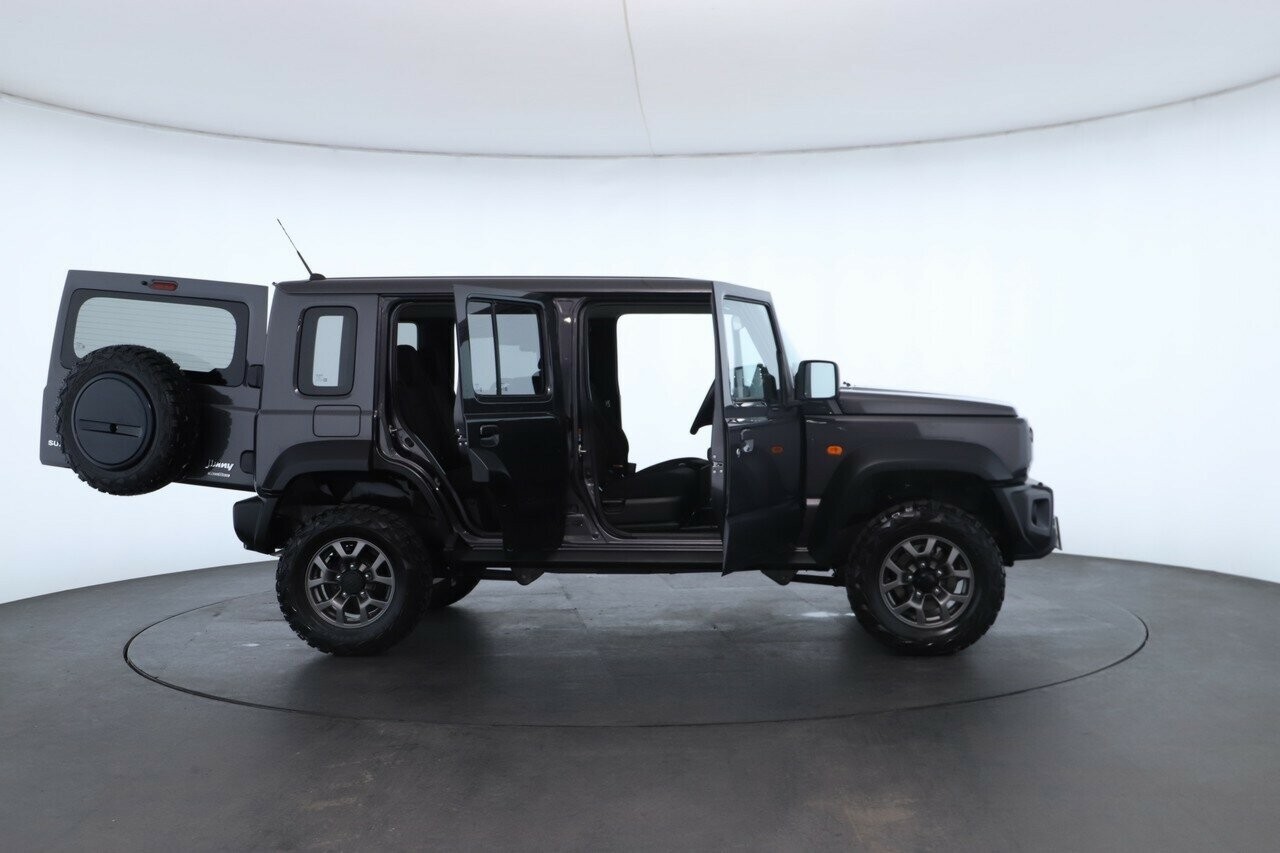 Suzuki Jimny image 3