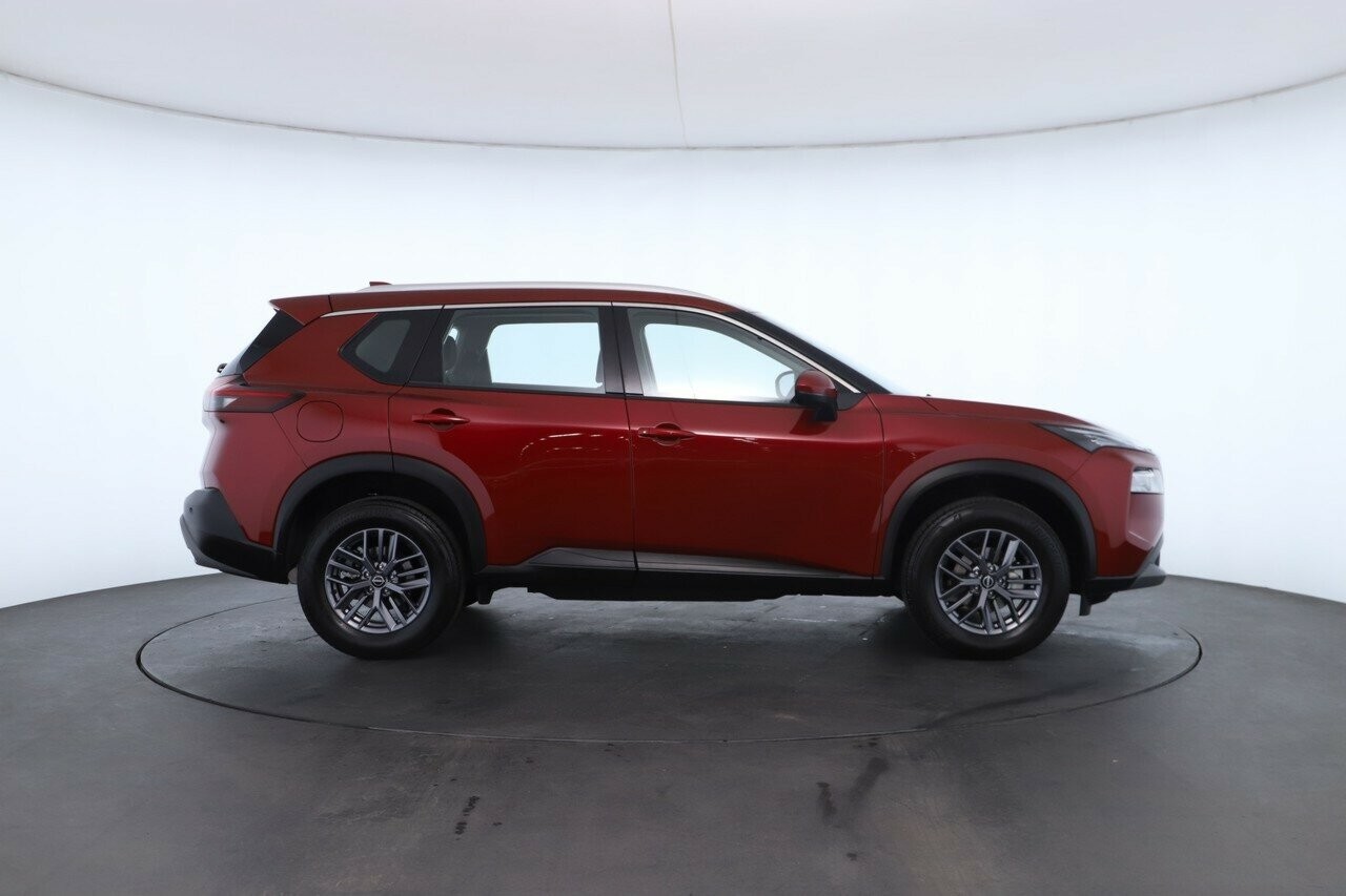 Nissan X-trail image 3