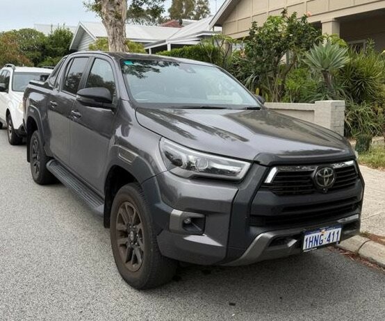 Toyota Hilux image 1