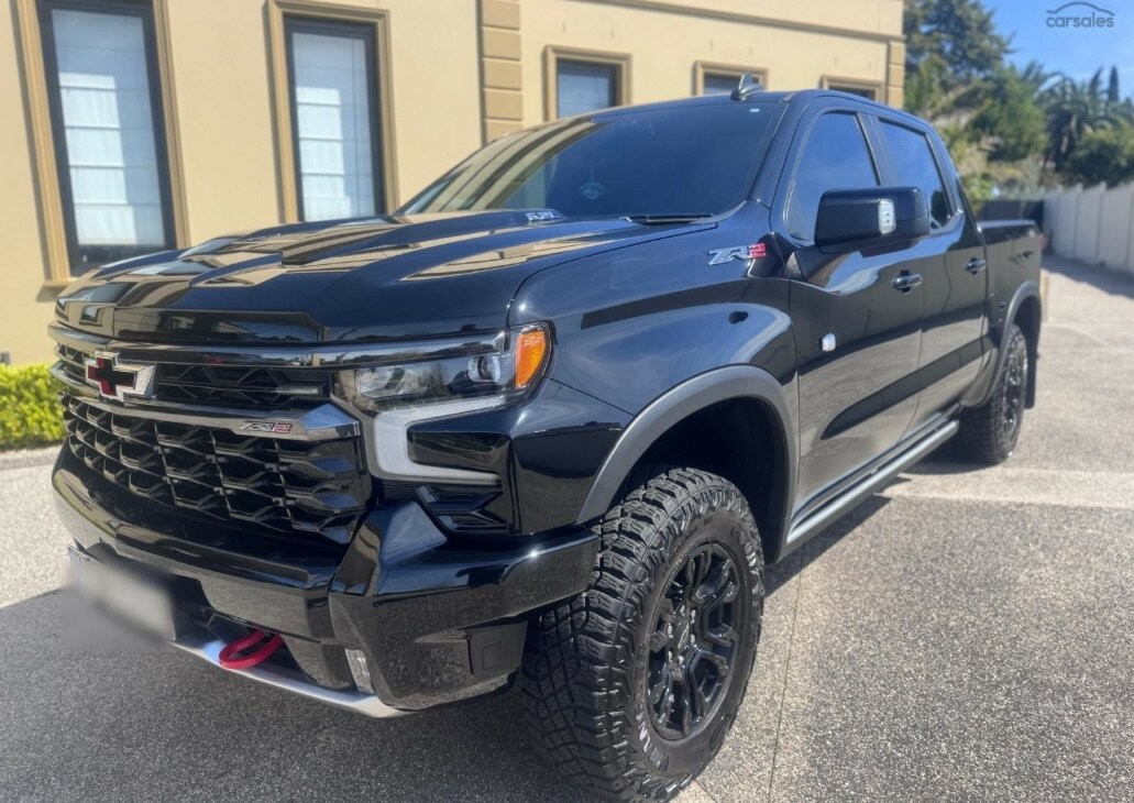 Chevrolet Silverado image 1