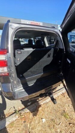 Toyota Landcruiser Prado image 4