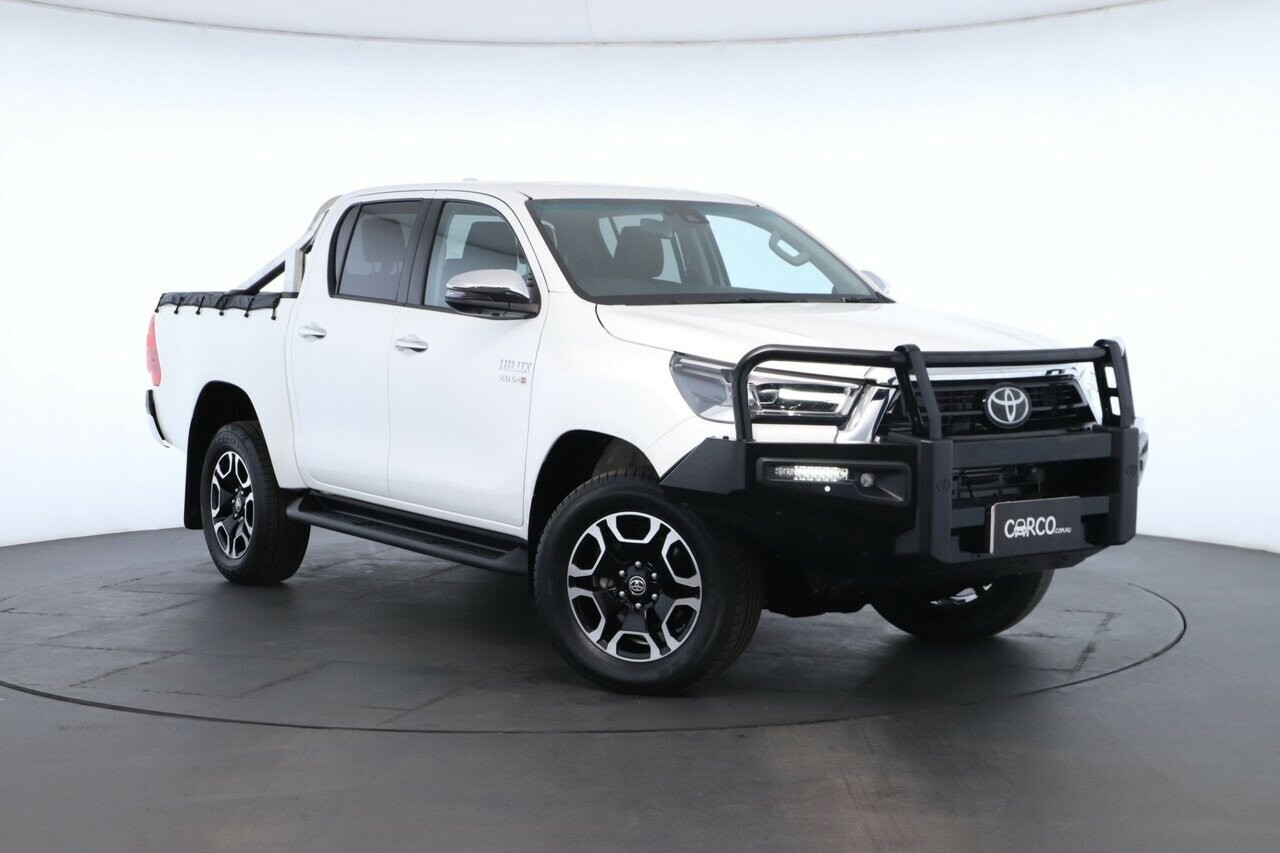 Toyota Hilux image 1