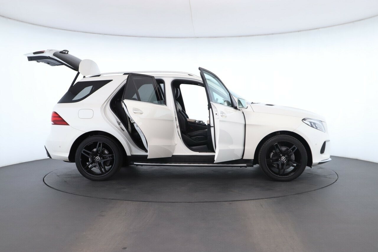 Mercedes Benz Gle-class image 2