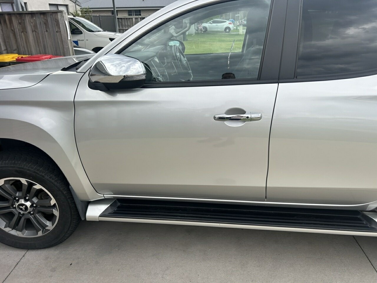 Mitsubishi Triton image 2