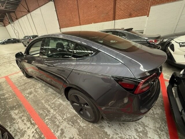 Tesla Model 3 image 2