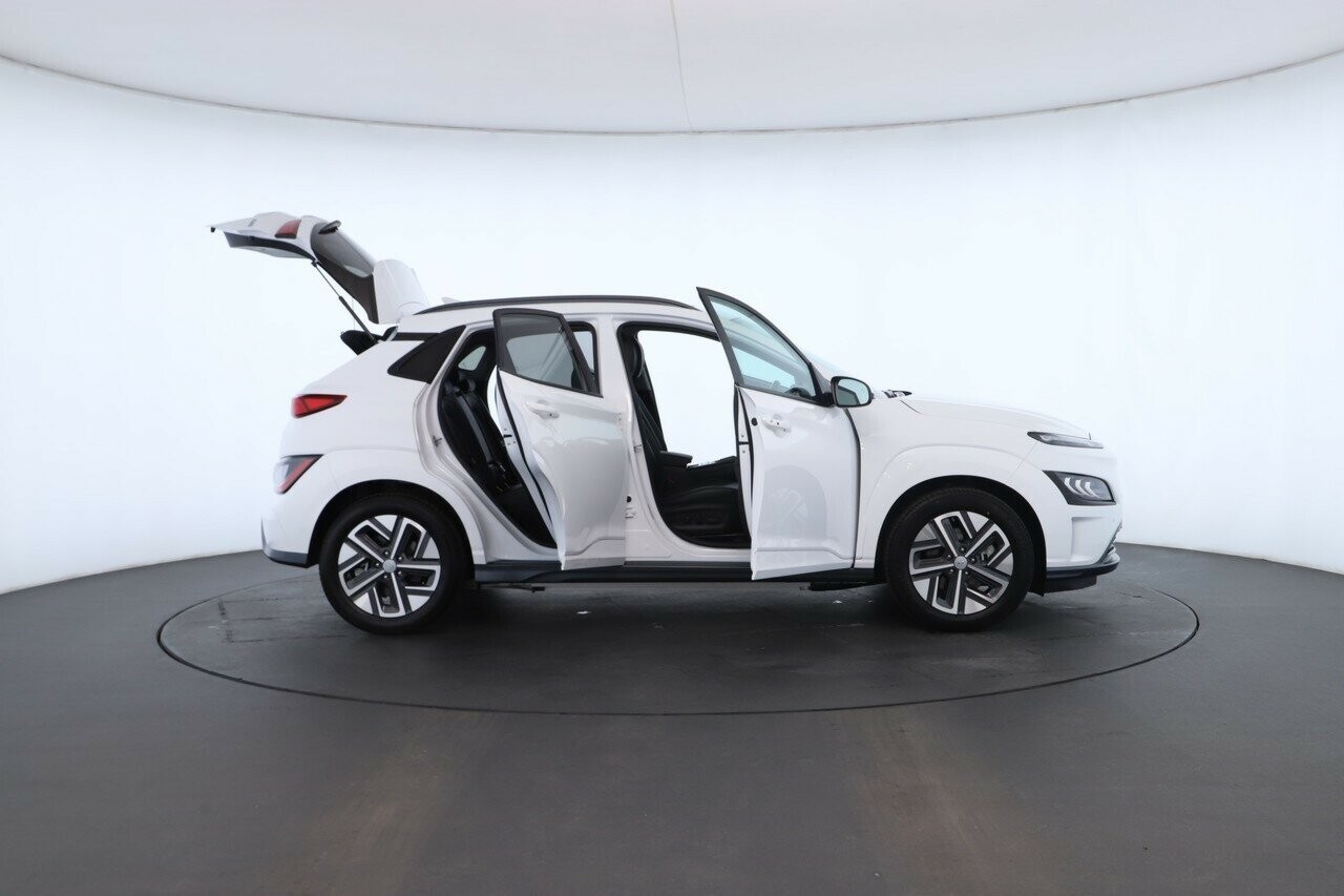 Hyundai Kona image 2