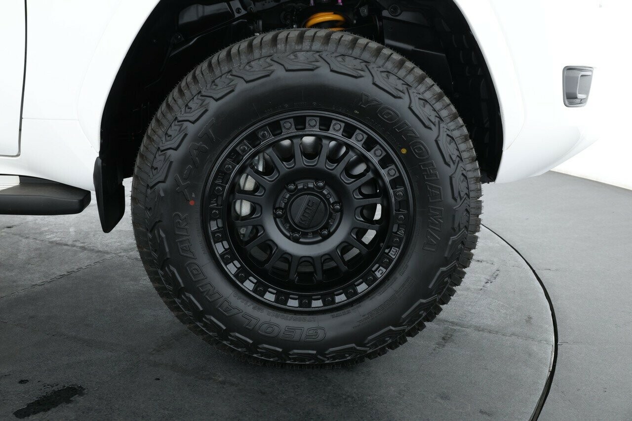 Toyota Landcruiser image 4