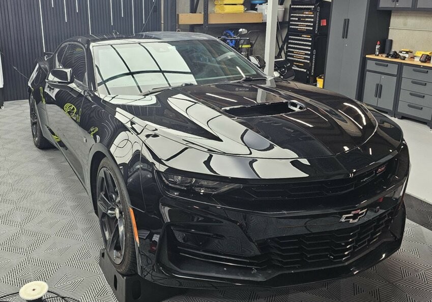 Chevrolet Camaro image 2