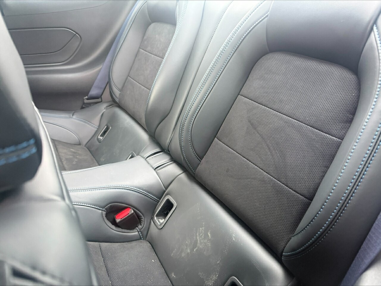 Ford Mustang image 3