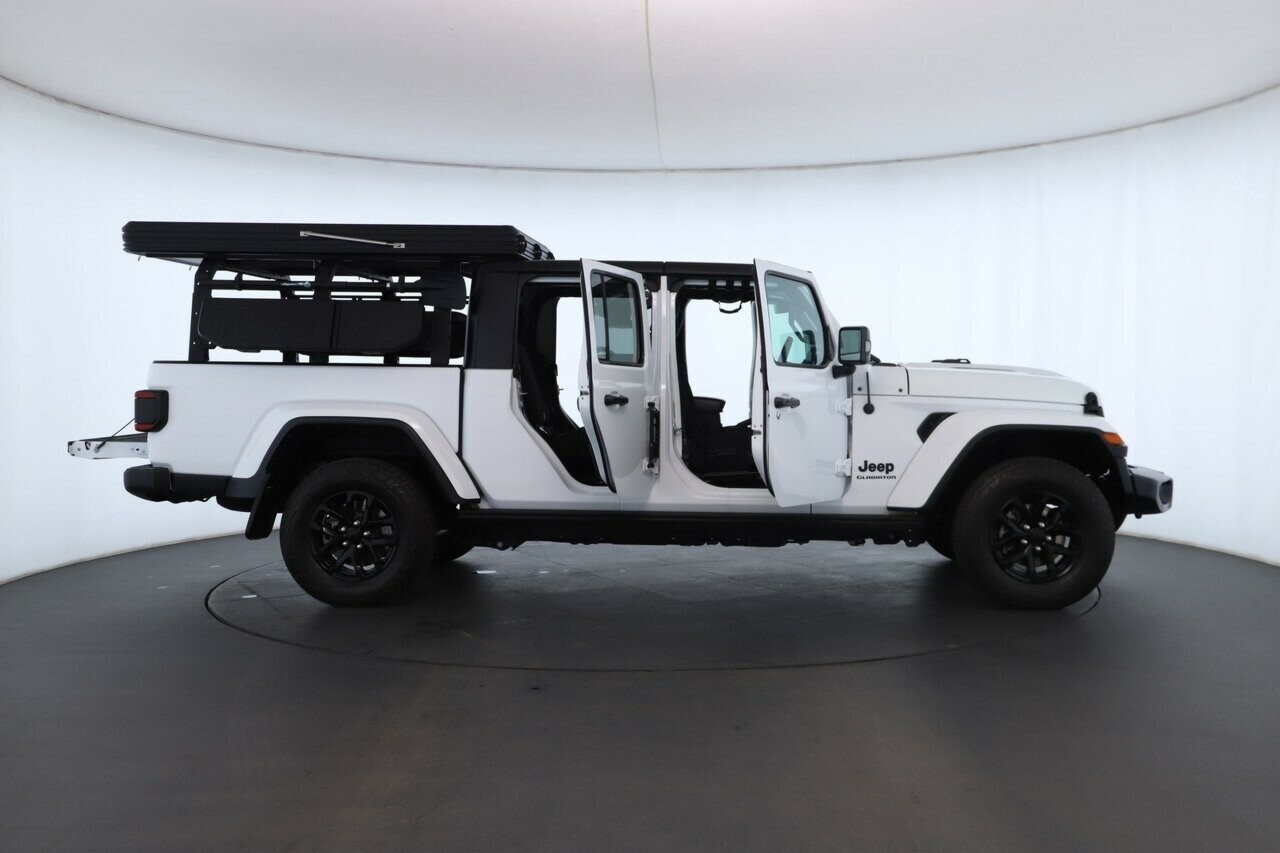 Jeep Gladiator image 2