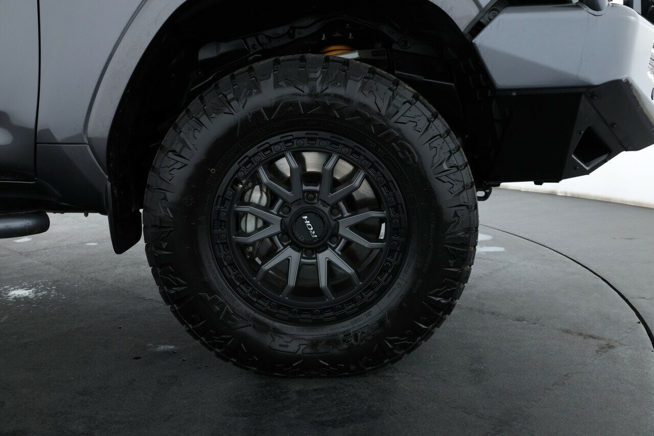 Toyota Landcruiser image 4