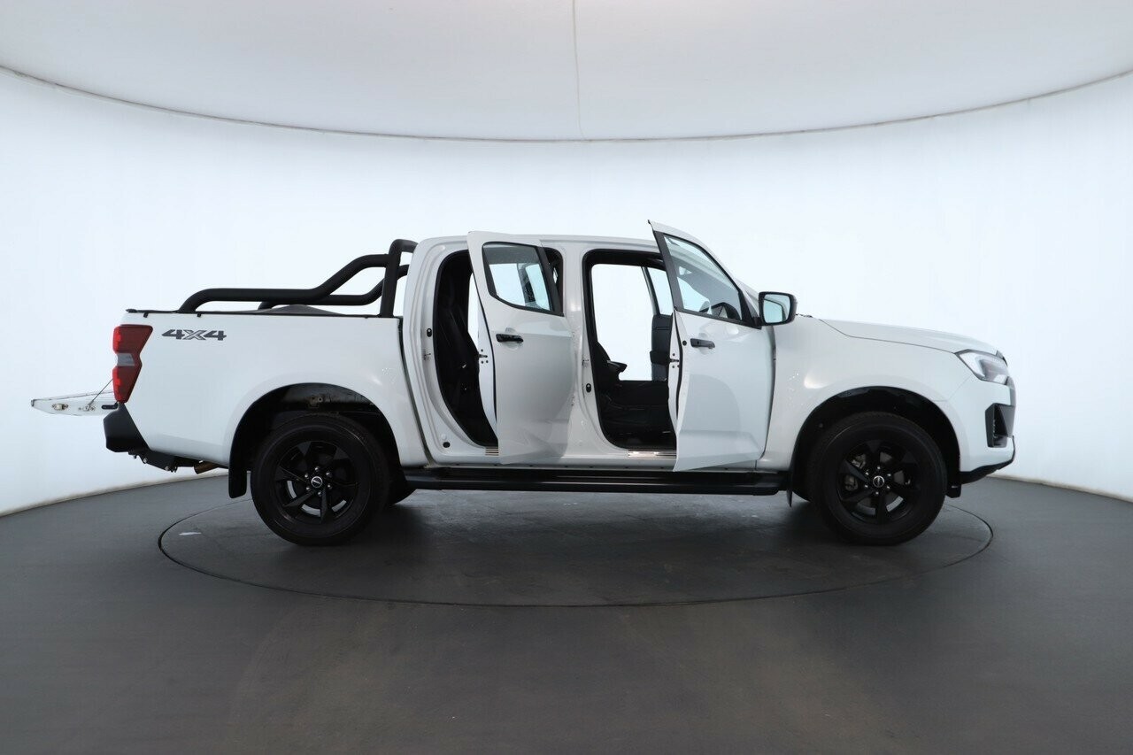 Isuzu D-max image 2